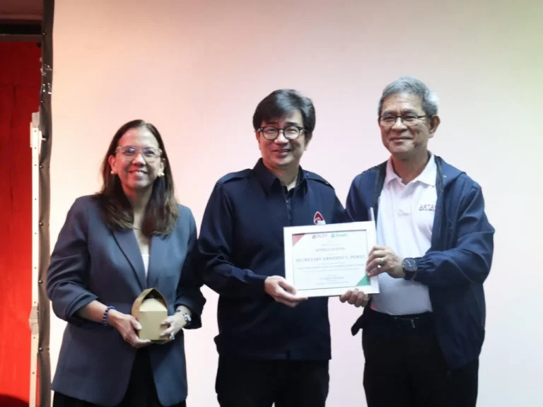 PLDT, Smart strengthen collaboration with gov’t, industry partners to fast-track network rollout under EO 32 2 Untitled design 2