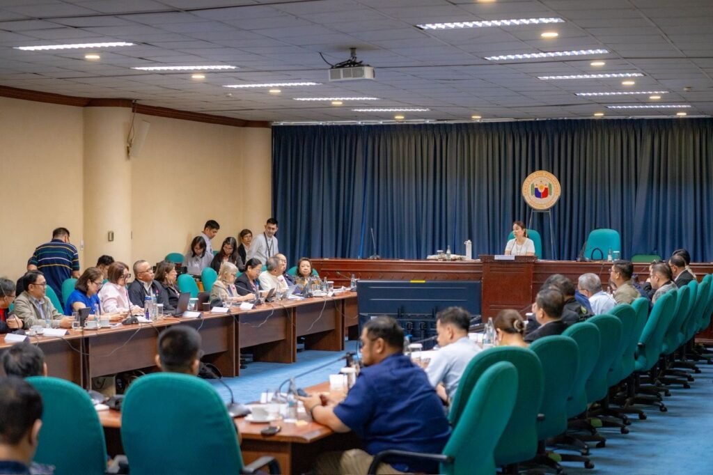 Globe to strengthen mobile, fiber connectivity in Aklan, Antique 1 IMG 2905
