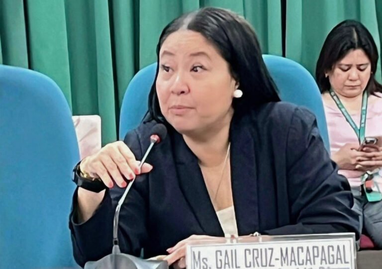 CADENA Act moves beyond blockchain in push for gov't spending transparency 5 gail